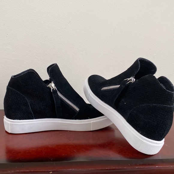 Steve Madden Caliber Women’s Sneaker 7M - Picture 2 of 7